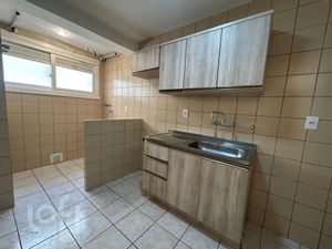 Image 13 - 896297