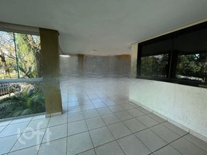 Image 17 - 896297