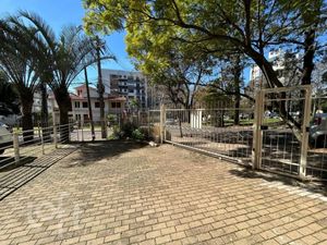 Image 32 - 896297