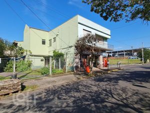 Image 1 - 896298