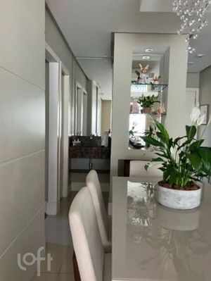 Image 7 - 896357