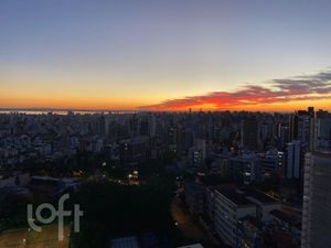 Image 4 - 896361