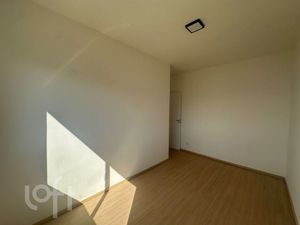 Image 8 - 896363
