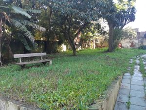 Image 1 - 896364
