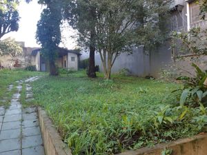 Image 2 - 896364