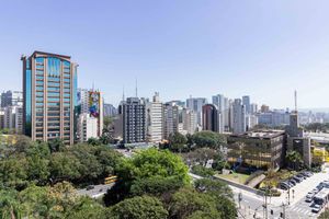 Image 3 - 896365