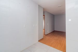 Image 2 - 896378