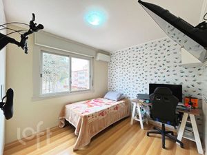 Image 15 - 896398