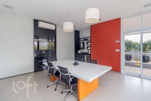 Image 33 - 896401