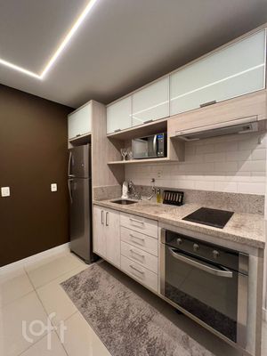 Image 10 - 896401