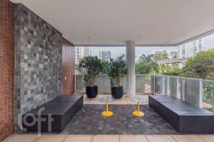 Image 35 - 896401