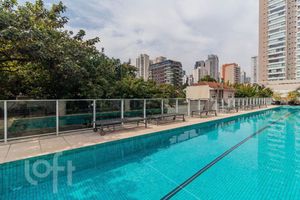 Image 18 - 896401