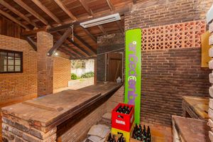 Image 38 - 896402