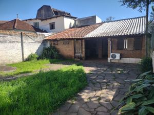 Image 6 - 896402