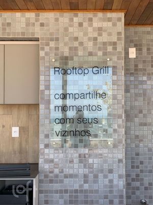 Image 24 - 896421