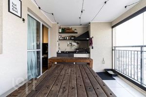 Image 20 - 896425