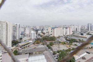 Image 21 - 896429