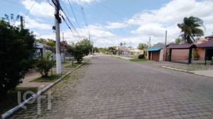 Image 17 - 896432