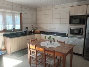 Image 15 - 896450