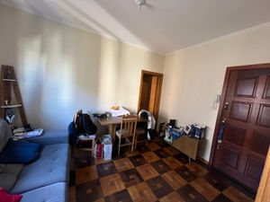 Image 0 - 896451