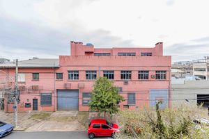 Image 9 - 896461