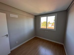 Image 8 - 896463