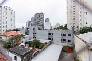 Image 4 - 896470