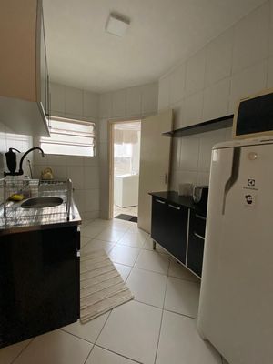 Image 3 - 896482