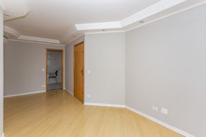Image 10 - 896484