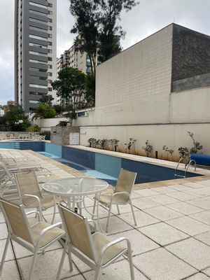 Image 17 - 896499