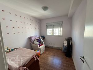 Image 11 - 896501