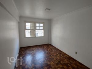 Image 13 - 896503