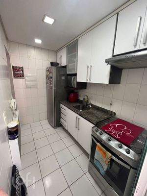 Image 3 - 896513