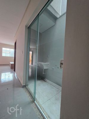 Image 4 - 896517
