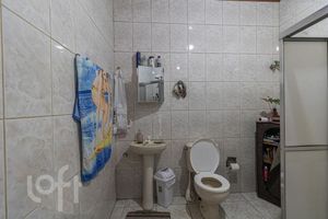 Image 11 - 896519