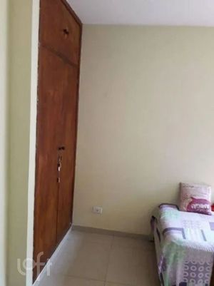 Image 9 - 896520