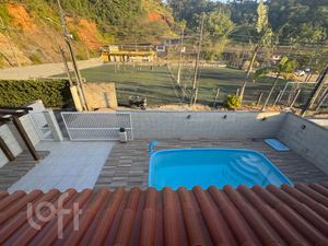 Image 17 - 896527