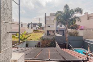 Image 38 - 896532