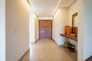 Image 38 - 896549