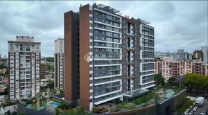 Image 30 - 896553