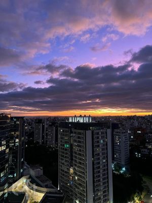 Image 11 - 896602