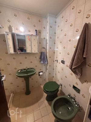Image 5 - 896610