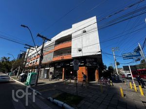 Image 16 - 896612
