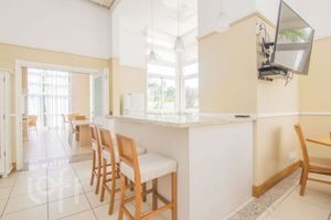 Image 30 - 896613