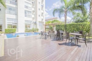 Image 8 - 896613