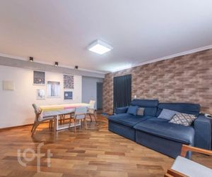 Image 3 - 896618