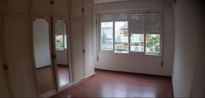 Image 3 - 896620