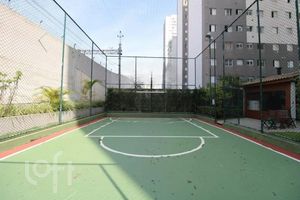 Image 17 - 896626