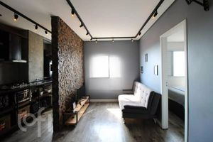 Image 18 - 896626