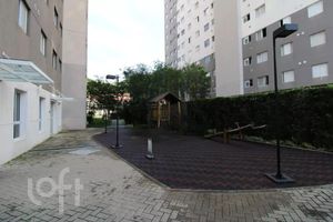 Image 10 - 896626
